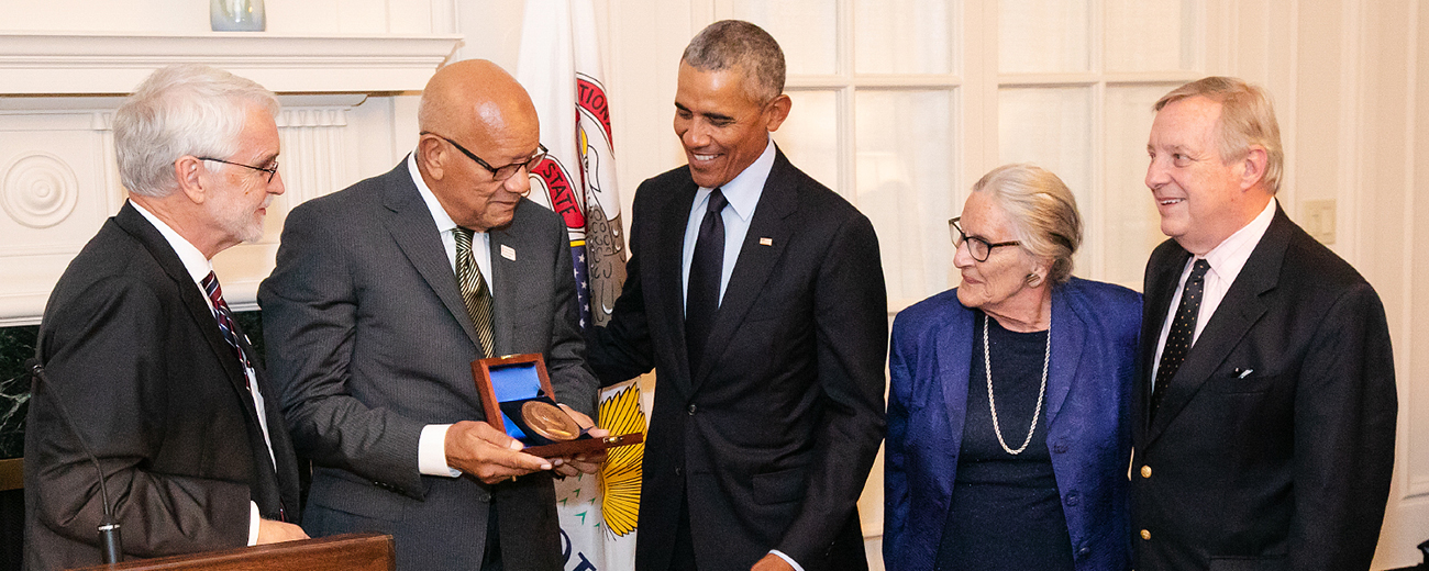 Obama receives award